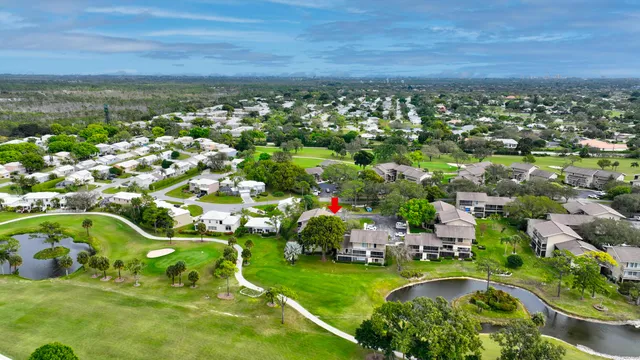 $249,990 | 18350 Southeast Wood Haven Lane, Unit J, Jupiter, FL 33469