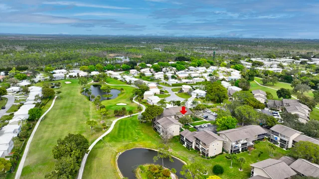 $249,990 | 18350 Southeast Wood Haven Lane, Unit J, Jupiter, FL 33469