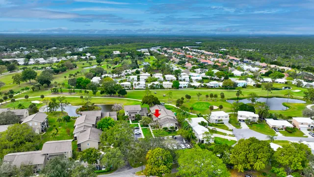 $249,990 | 18350 Southeast Wood Haven Lane, Unit J, Jupiter, FL 33469