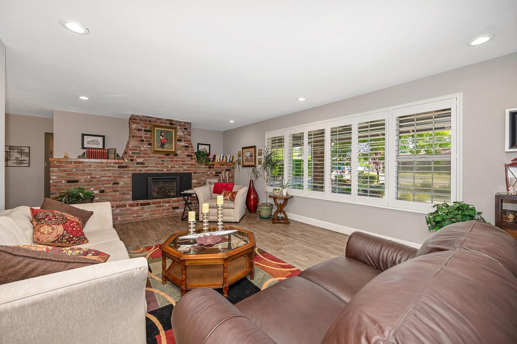4130 Prospect Drive Carmichael, CA 95608 - Photo 8 of 68