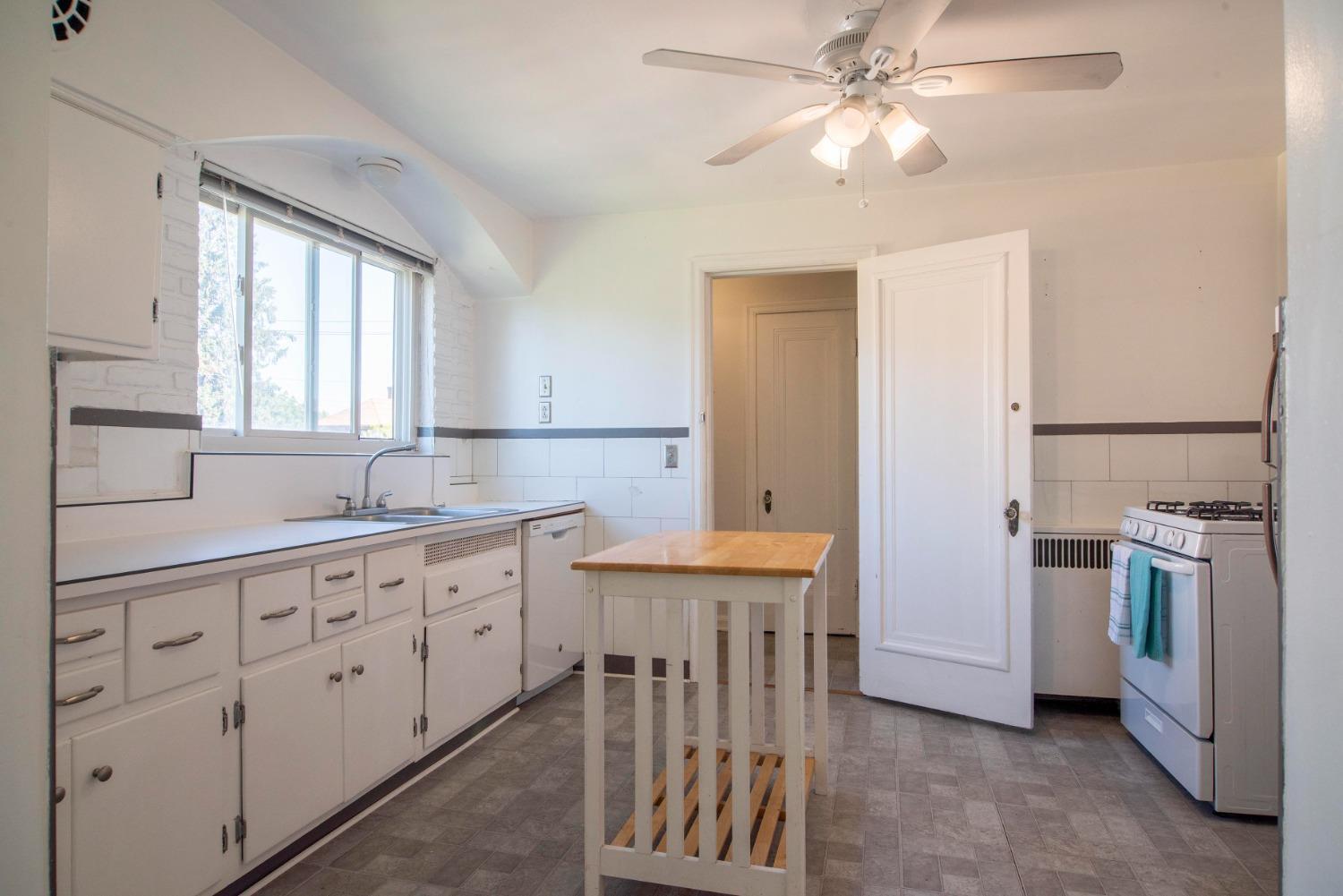 5039 Sidney Road Cincinnati, OH 45238 - Photo 26 of 42