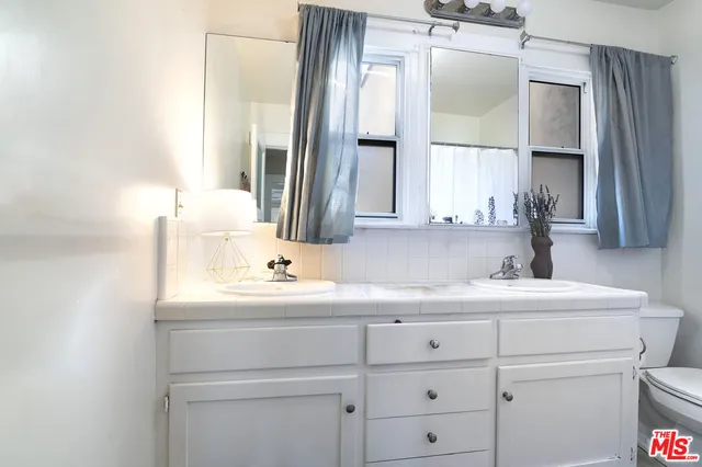 $1,995,000 | 4556 Alumni Avenue, Los Angeles, CA 90041