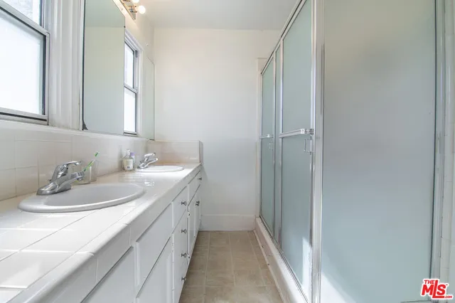 $1,995,000 | 4556 Alumni Avenue, Los Angeles, CA 90041