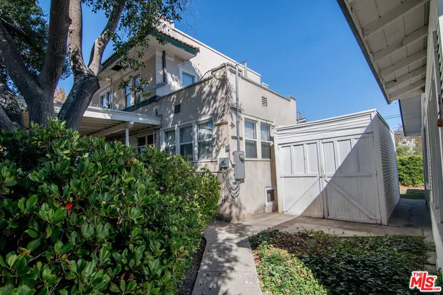 $1,995,000 | 4556 Alumni Avenue, Los Angeles, CA 90041