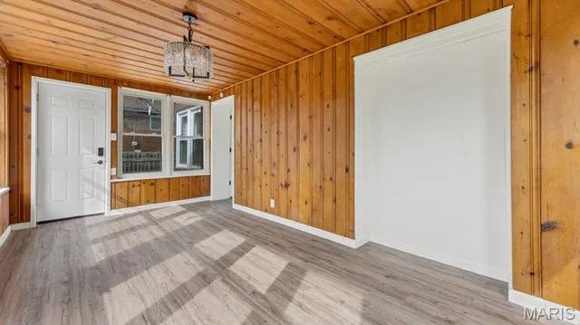 $249,000 | 6120 Garesche Avenue, St. Louis, MO 63136