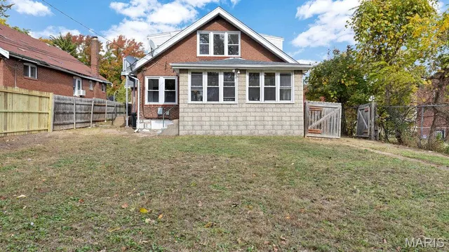 $249,000 | 6120 Garesche Avenue, St. Louis, MO 63136
