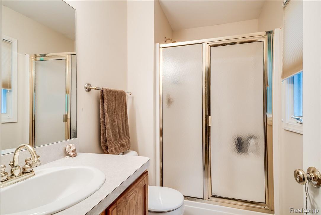 260 Hawk Ridge Drive Clarkston, MI 48348 - Photo 74 of 91 Interiors (46 of 63).jpg