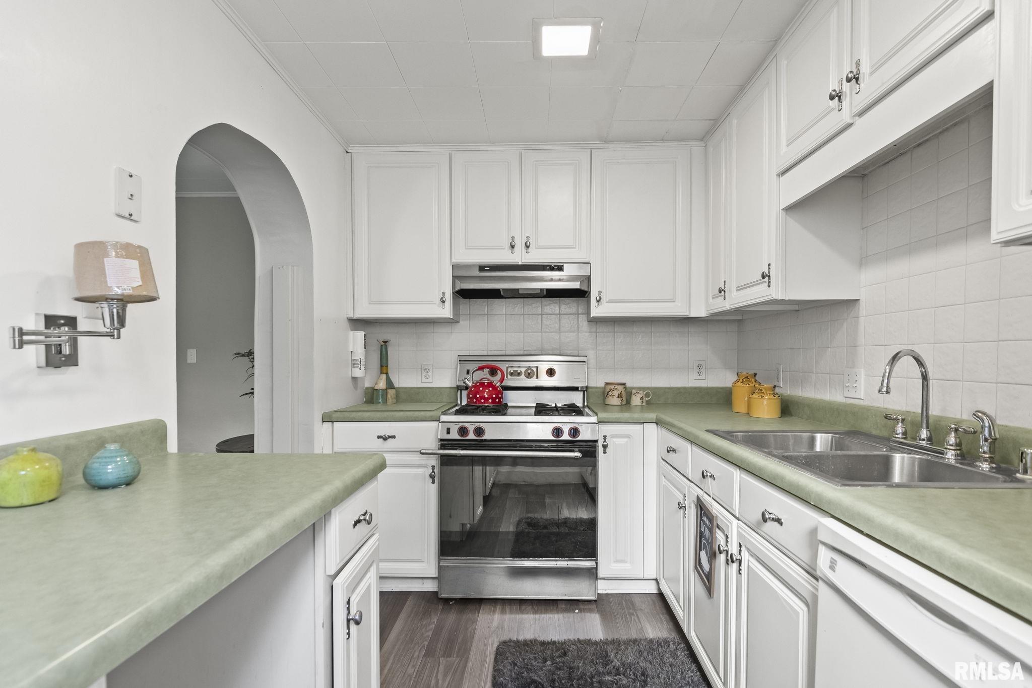 701 New Street Springfield, IL 62704 - Photo 8 of 40