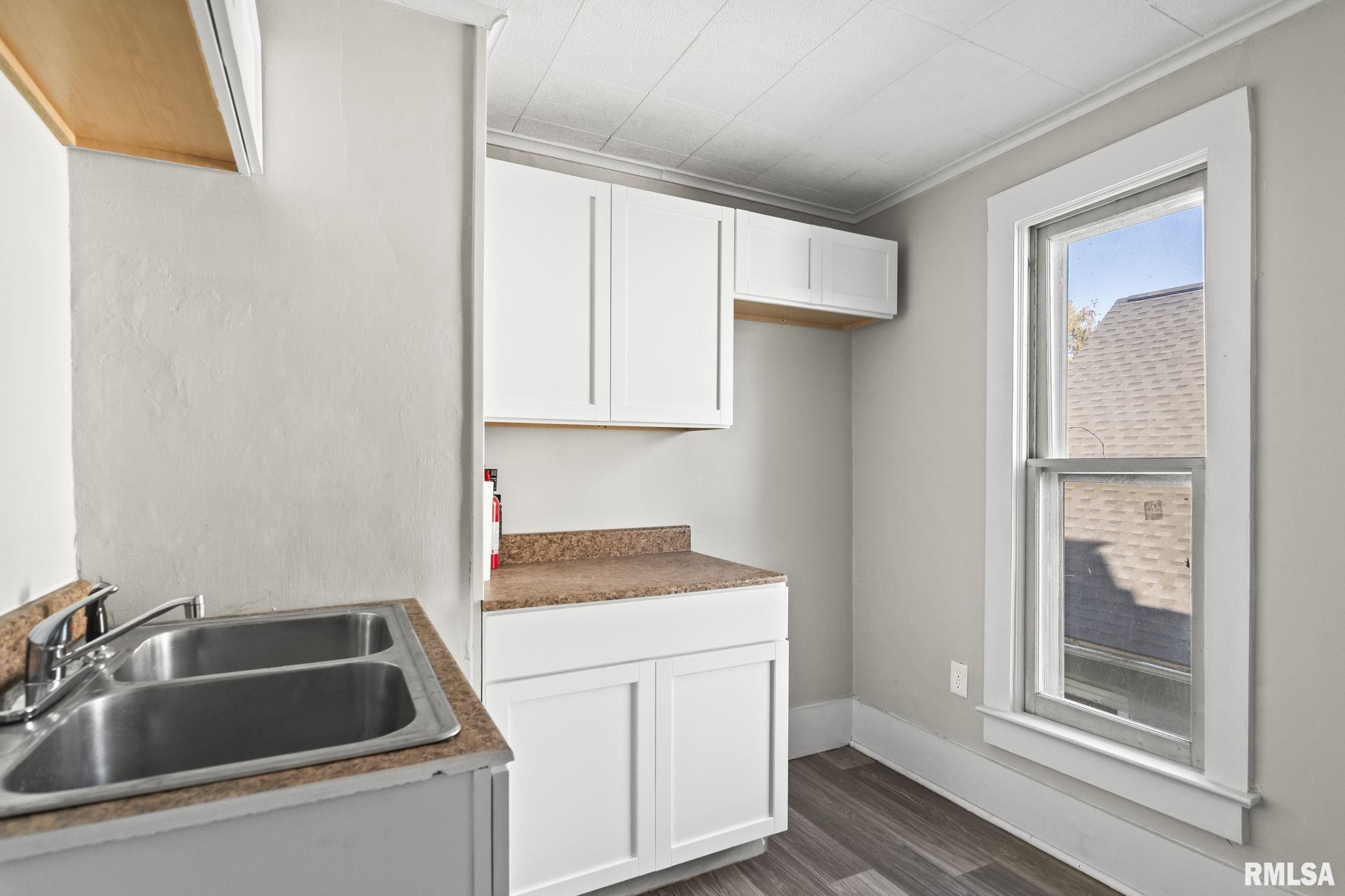701 New Street Springfield, IL 62704 - Photo 10 of 40