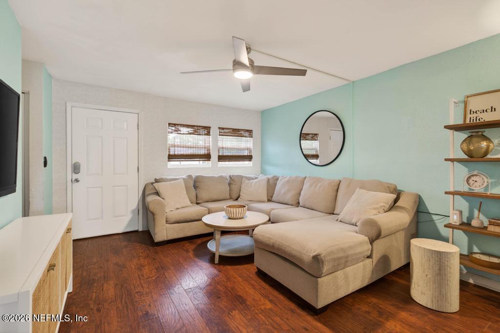 750 Cavalla Road Atlantic Beach, FL 32233 - Photo 11 of 38 750 Cavilla Rd-18