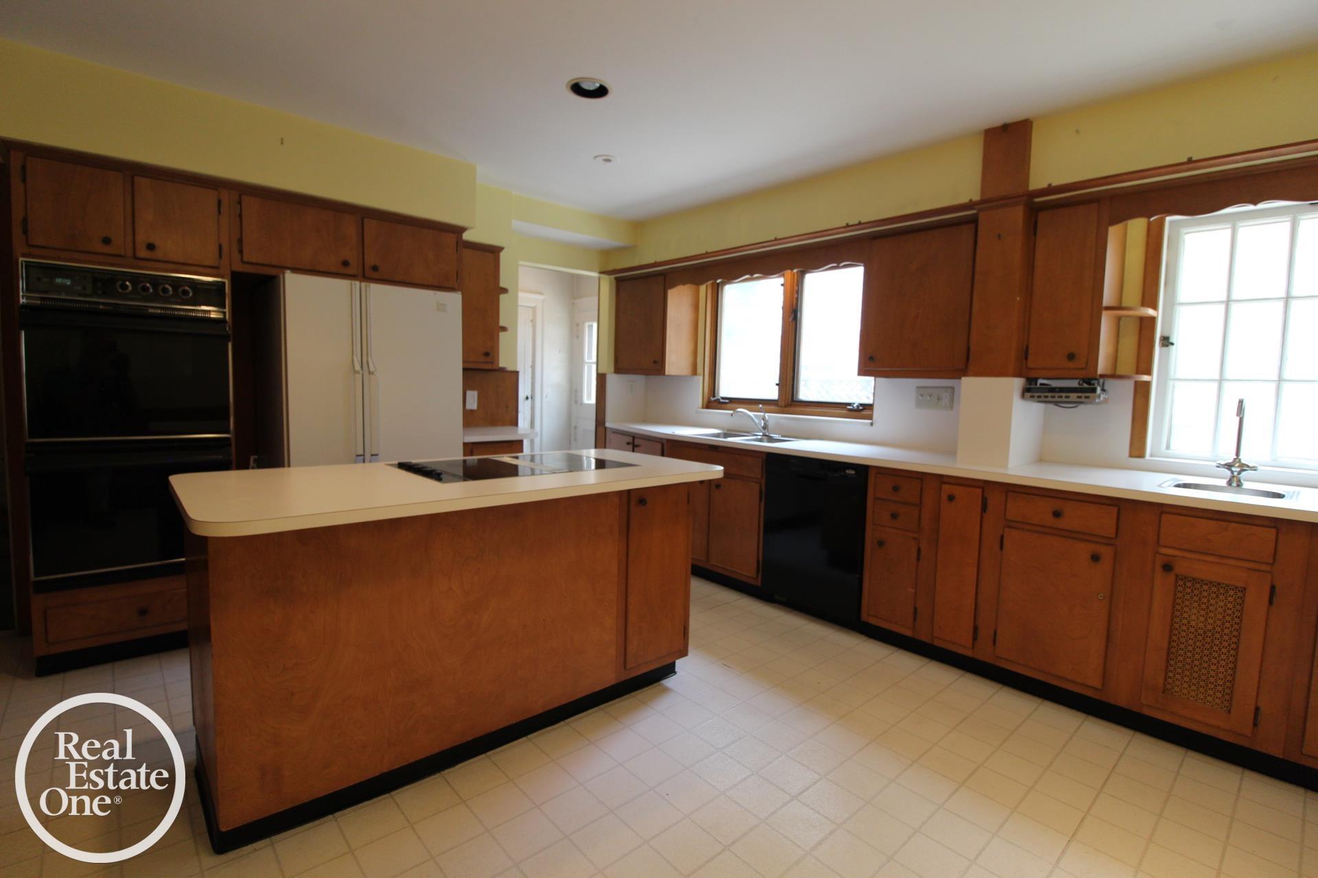 93 Moran Road Grosse Pointe Farms, MI 48236 - Photo 18 of 71