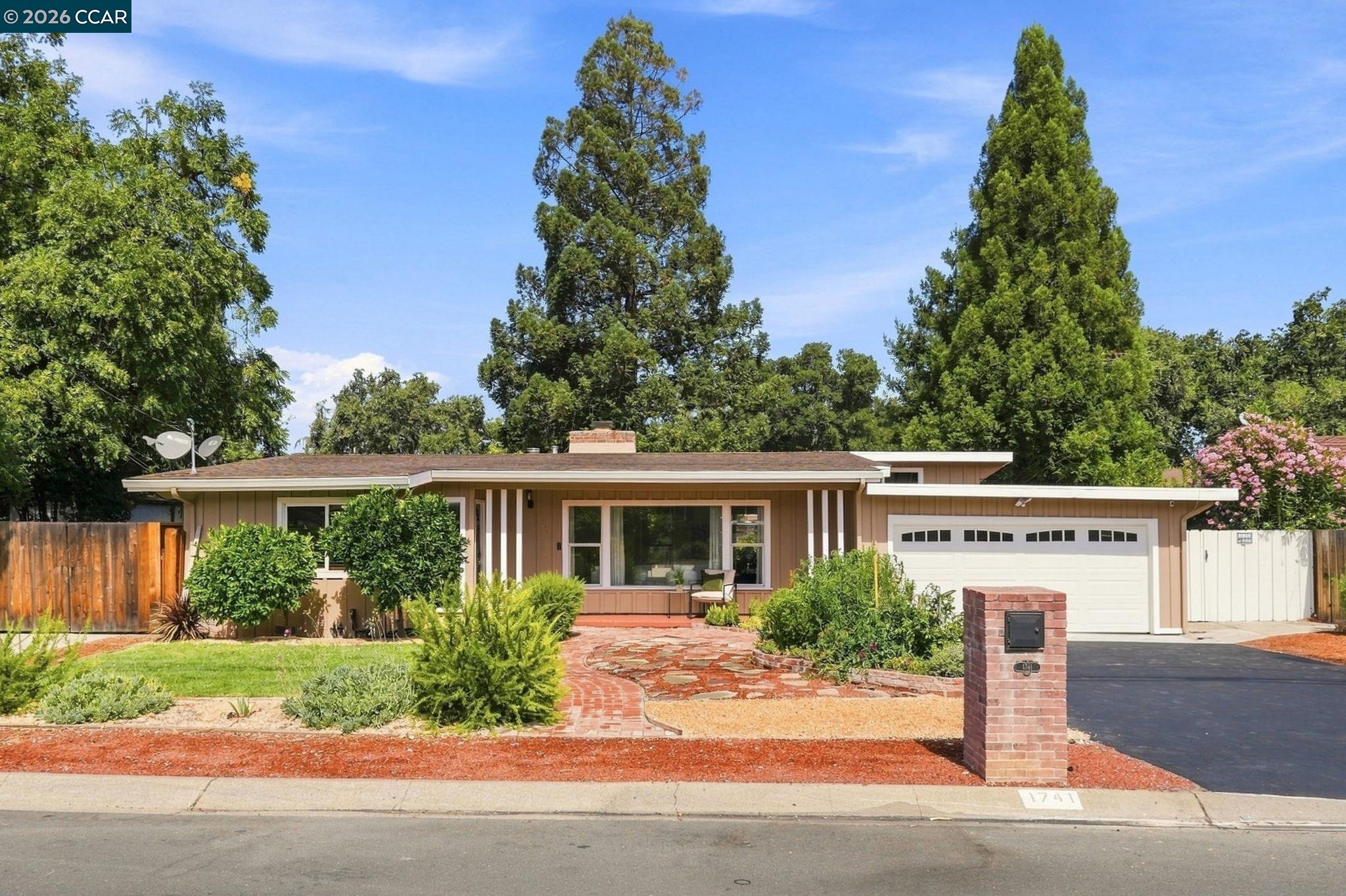 1741 Whitman Road Concord, CA 94518 - Photo 1 of 37 Gallery Image 1