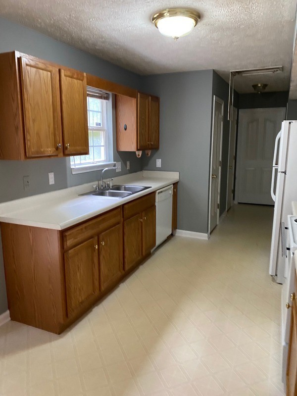 2812 Roscommon Drive Murfreesboro, TN 37128 - Photo 3 of 6