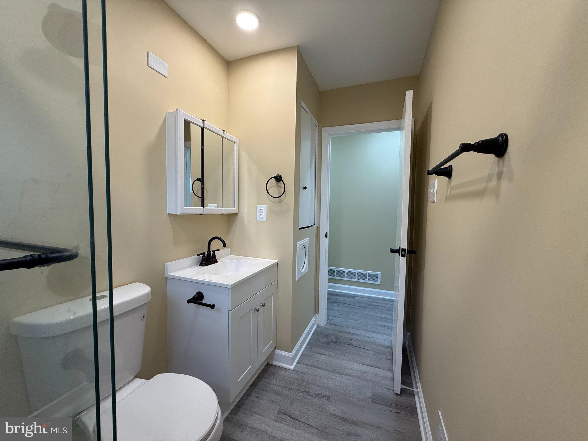 6909 Digby Road Gwynn Oak, MD 21207 - Photo 25 of 48 Mian Level Full Bathroom