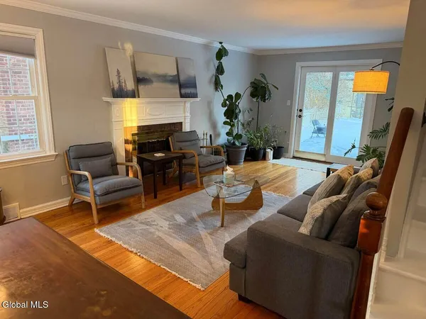 $3,500 | 135 Winthrop Avenue, Albany, NY 12203