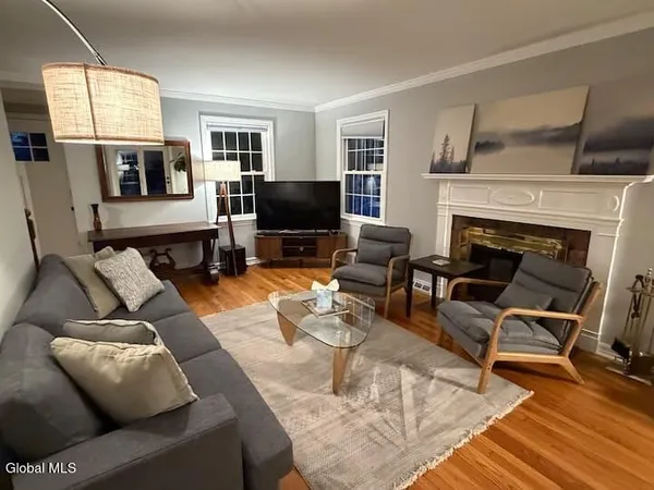 $3,500 | 135 Winthrop Avenue, Albany, NY 12203