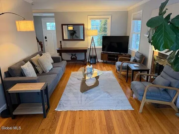 $3,500 | 135 Winthrop Avenue, Albany, NY 12203