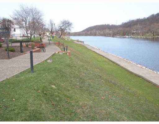 665 Riverside Drive, Unit 2E Beaver, PA 15009 - Photo 14 of 15 Waterfront/Dock/Pier.