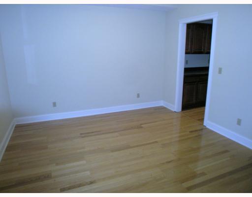 665 Riverside Drive, Unit 2E Beaver, PA 15009 - Photo 7 of 15 Dining Room.