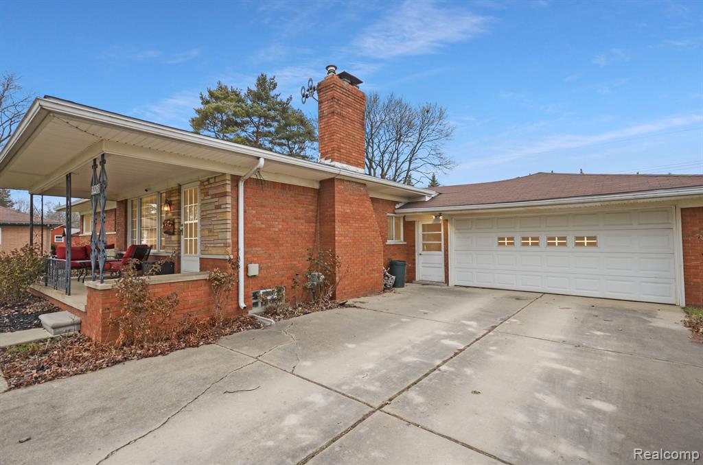 3223 Hickory Lawn Road Rochester Hills, MI 48307 - Photo 4 of 32
