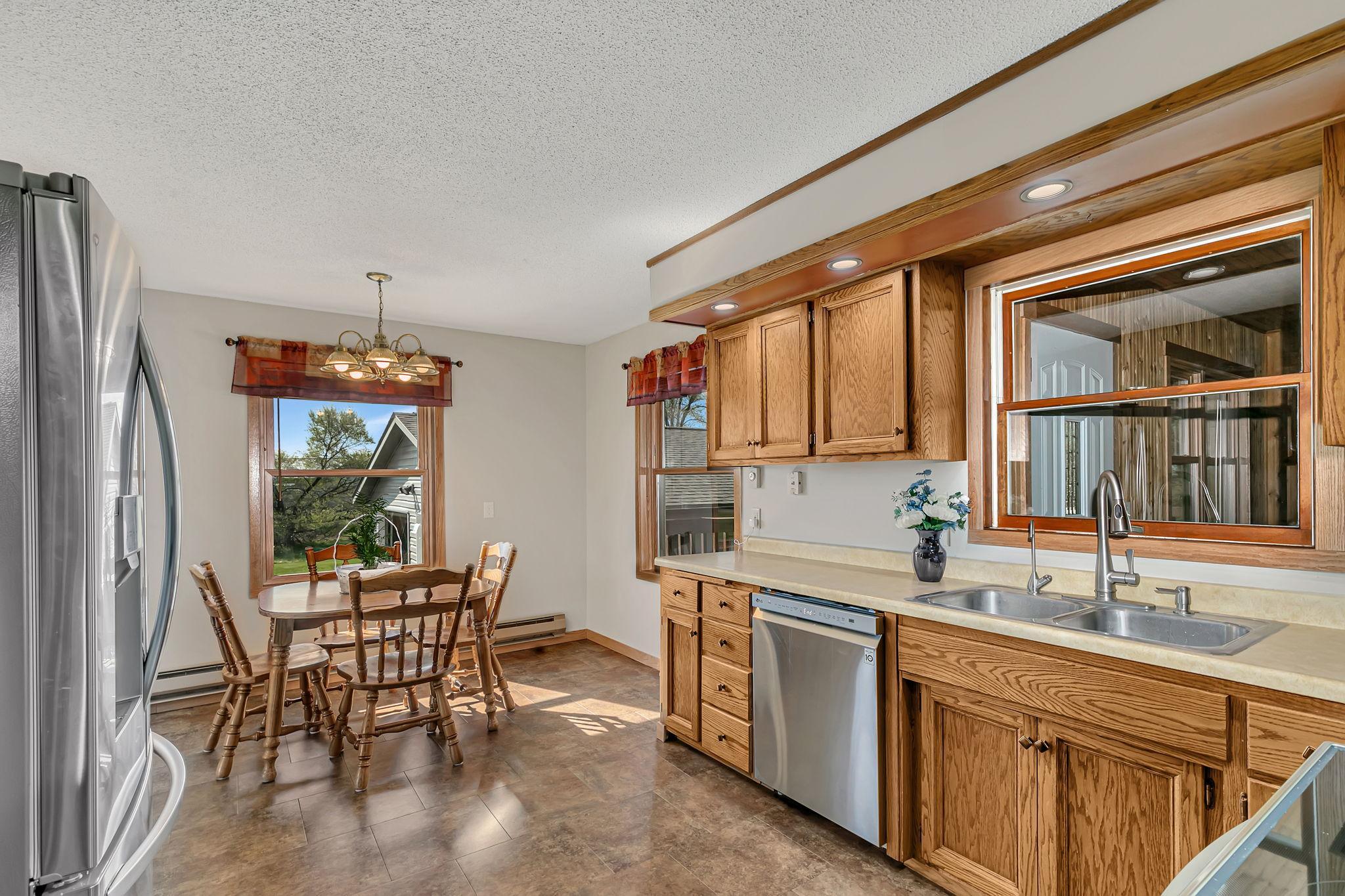 7481 State Street Clear Lake, MN 55319 - Photo 5 of 27
