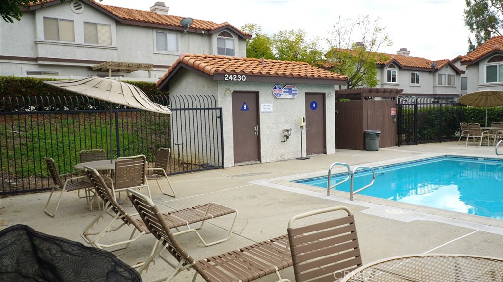 24220 Sylvan Glen Road, Unit G Diamond Bar, CA 91765 - Photo 32 of 37