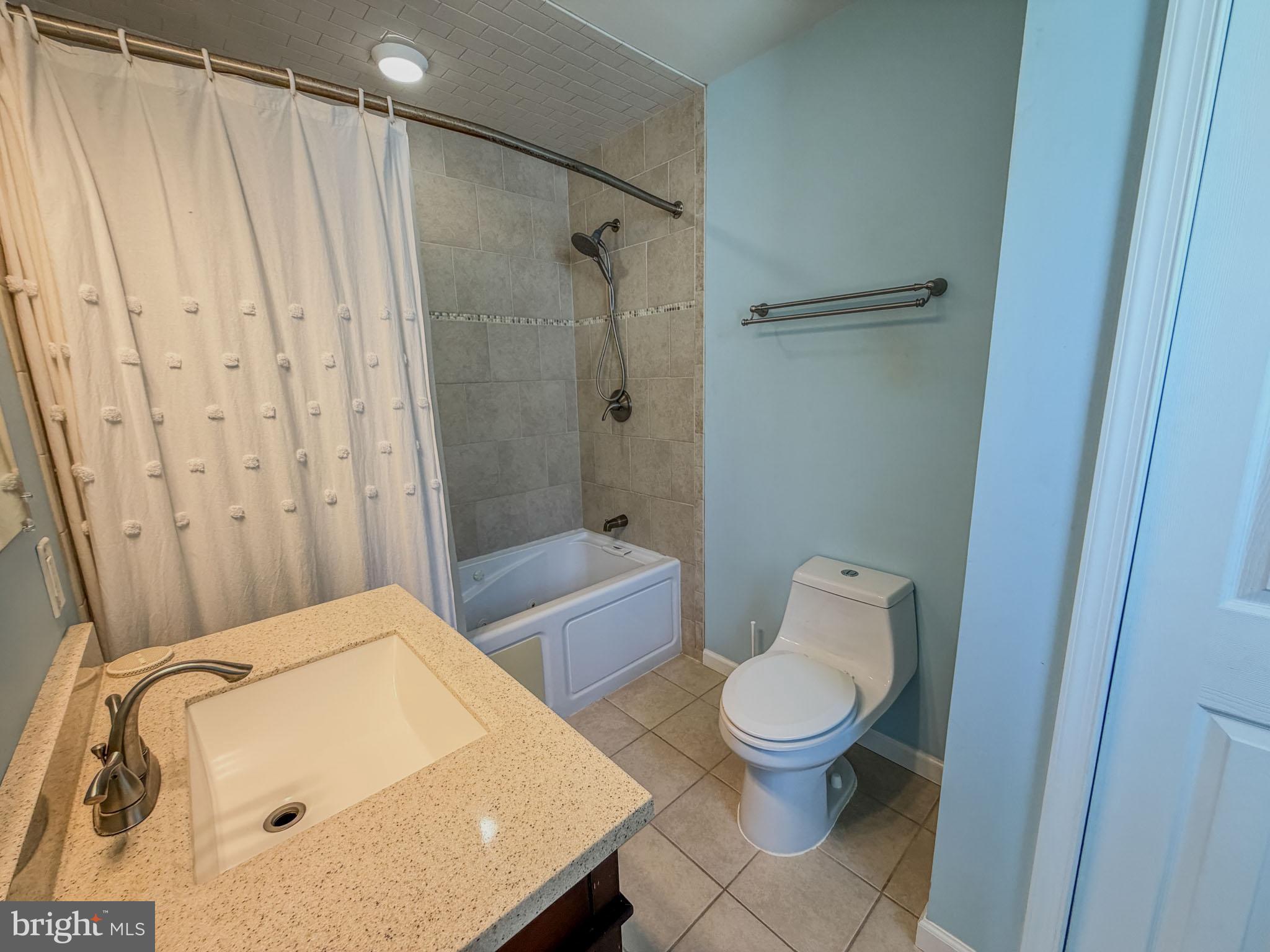 14 Broad Street Penns Grove, NJ 08069 - Photo 6 of 24