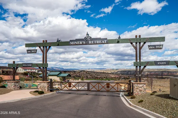 $629,900 | 441 Miner's Gulch Drive, Clarkdale, AZ 86324