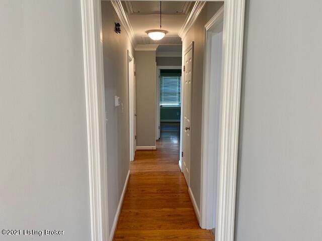4309 Alicent Road Louisville, KY 40207 - Photo 10 of 34 Hall