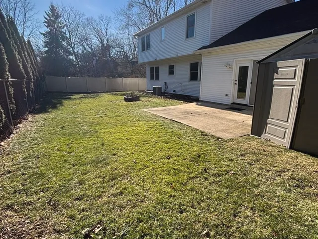 $3,400 | 4705 Elm Street, Lisle, IL 60532