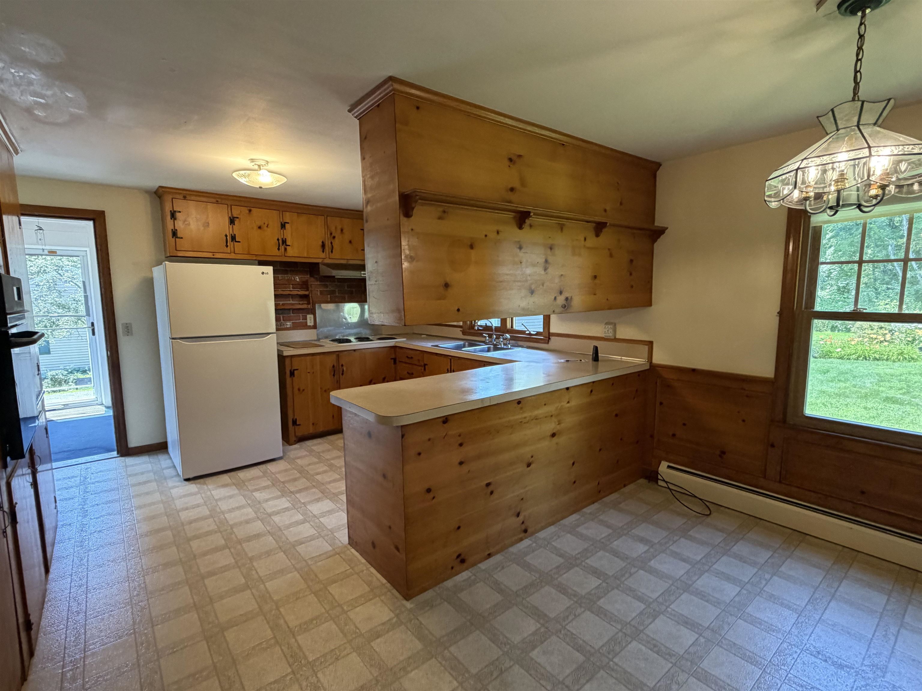 5 Ridgewood Terrace Exeter, NH 03833 - Photo 14 of 34
