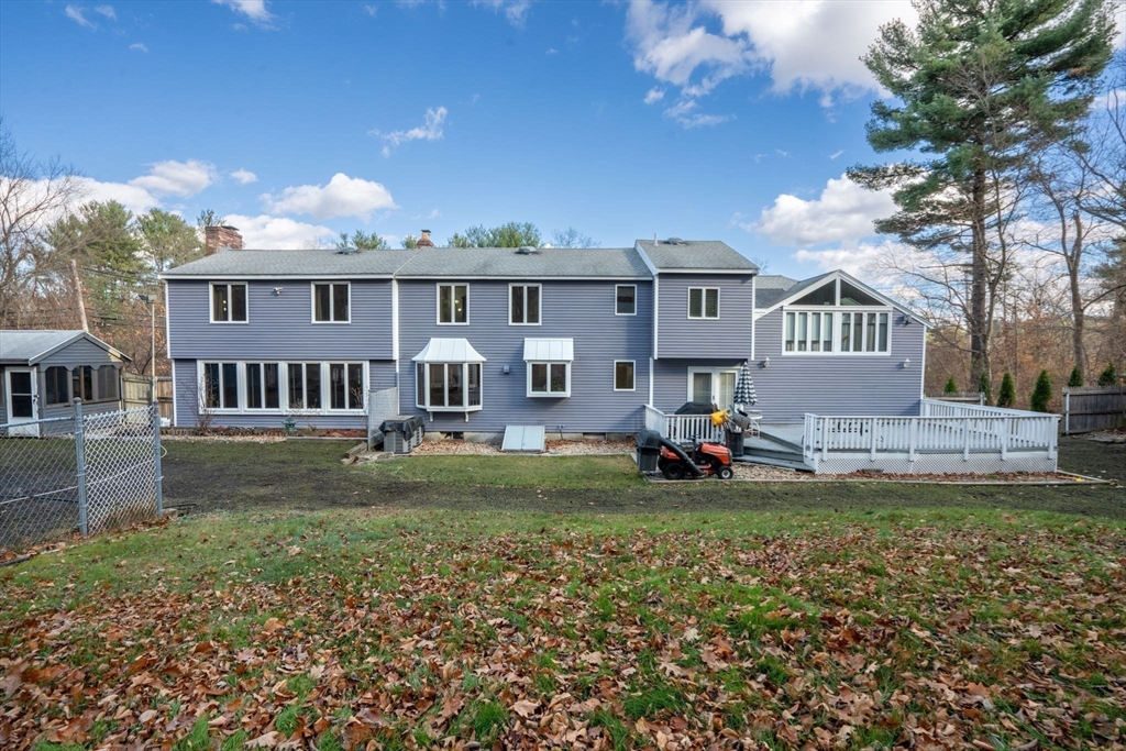 59 Allen Road Billerica, MA 01821 - Photo 3 of 42