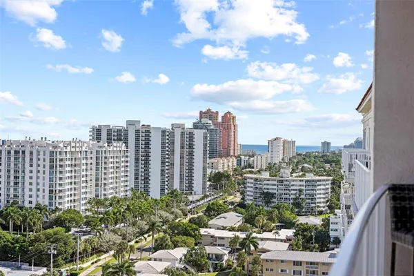 $595,000 | 3020 Northeast 32nd Avenue, Unit PH11, Fort Lauderdale, FL 33308