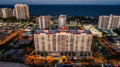 $595,000 | 3020 Northeast 32nd Avenue, Unit PH11, Fort Lauderdale, FL 33308