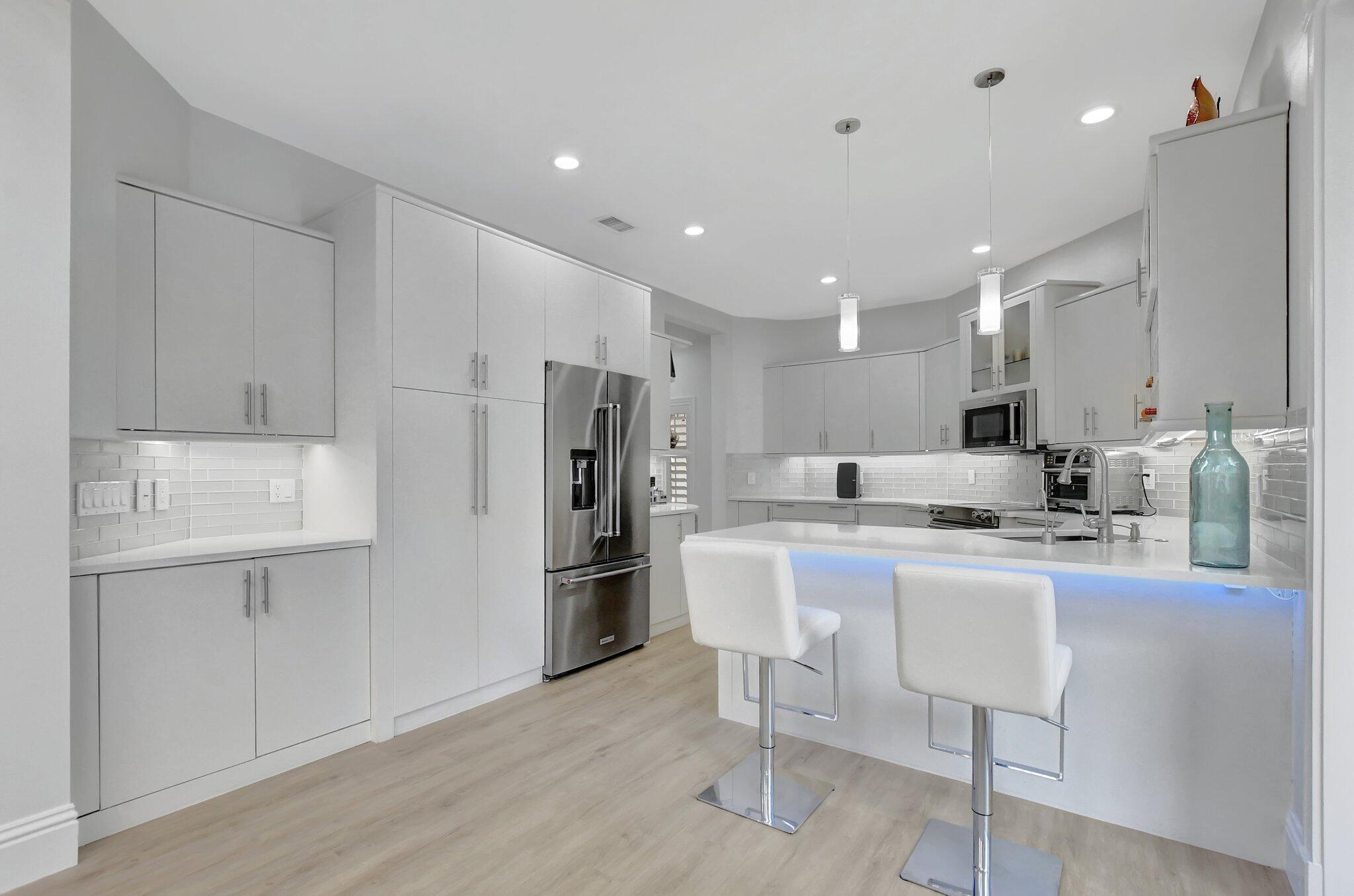 6364 Northwest 25th Way Boca Raton, FL 33496 - Photo 20 of 39 Eat-in Kitchen