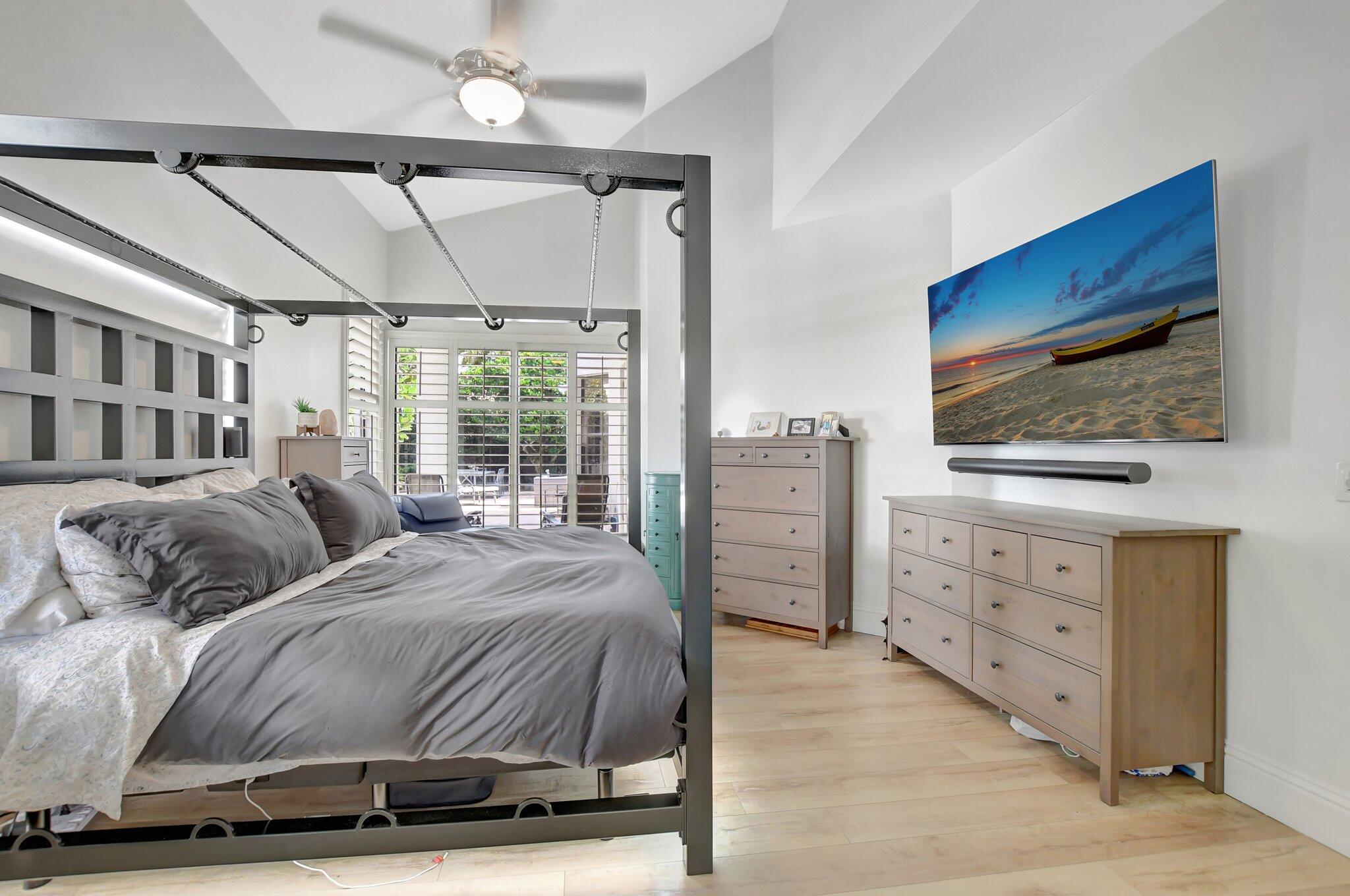 6364 Northwest 25th Way Boca Raton, FL 33496 - Photo 7 of 39 Primary Bedroom