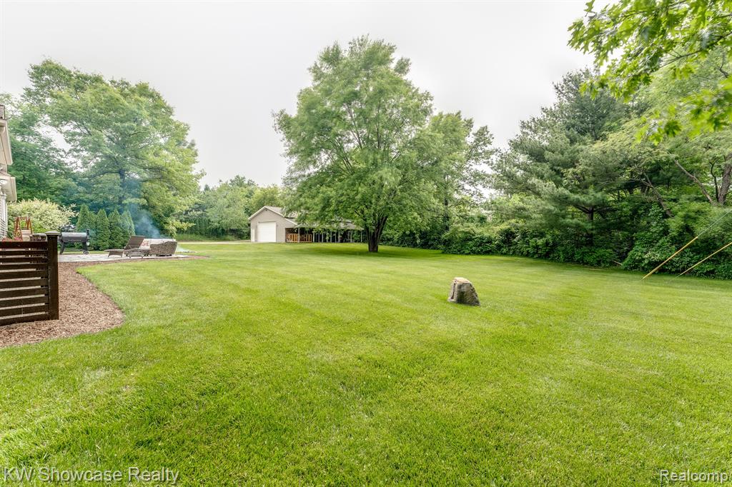 671 North Hughes Road Howell, MI 48843 - Photo 43 of 60