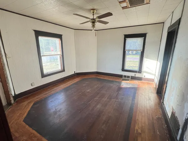 $119,900 | 326 North W 1st Street, Granada, MN 56039