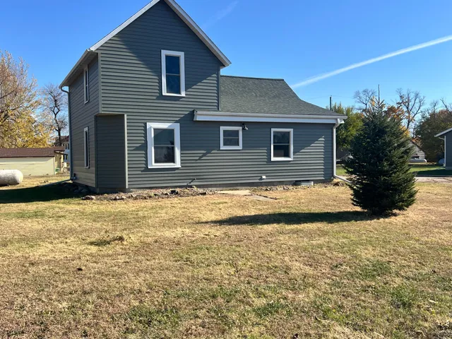 $149,900 | 326 North W 1st Street, Granada, MN 56039