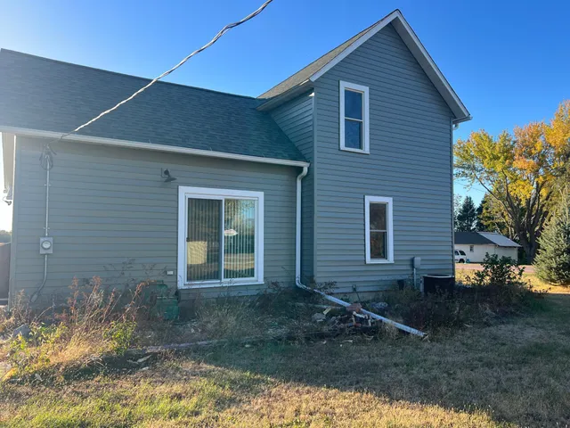 $149,900 | 326 North W 1st Street, Granada, MN 56039