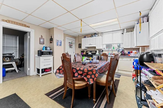 $199,900 | 457 West 12th Avenue, Oshkosh, WI 54902