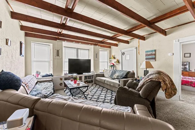 $199,900 | 457 West 12th Avenue, Oshkosh, WI 54902