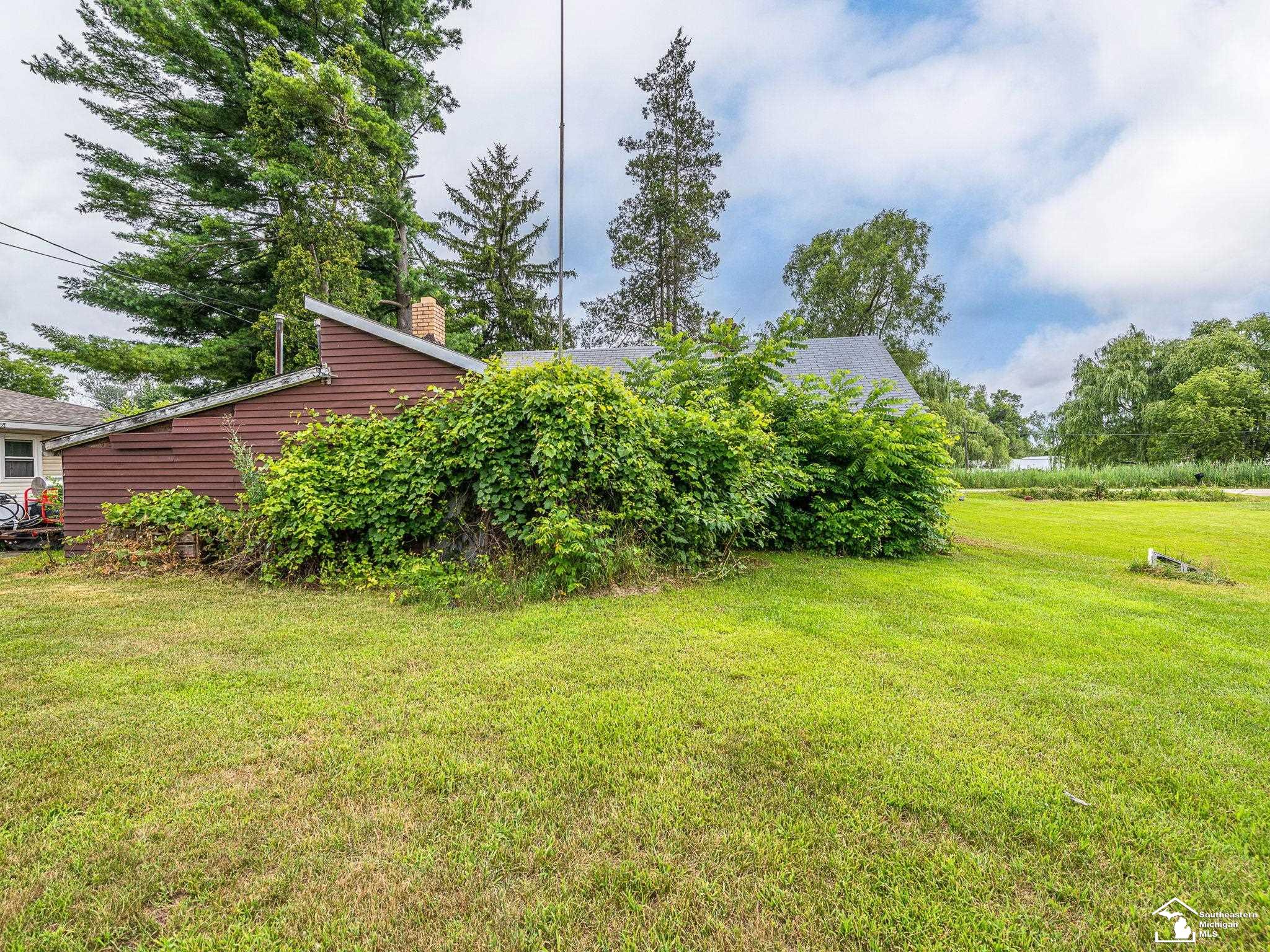 45665 Judd Road Belleville, MI 48111 - Photo 27 of 29 50182557-b4c97588-495e-4b7b-8364-fa74db040370.JPG
