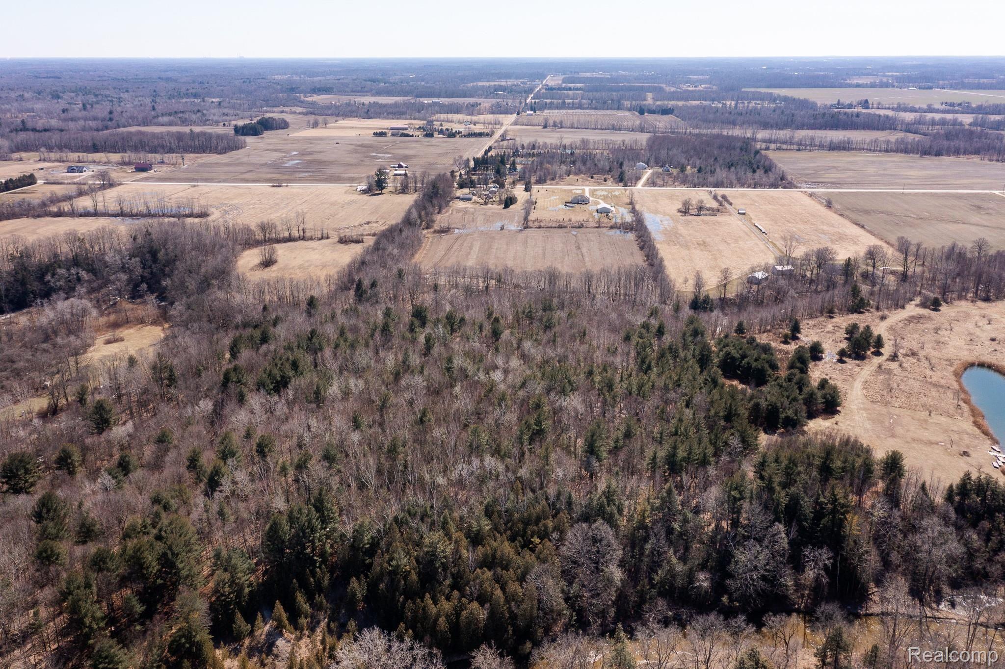 8014 Imlay City Road Avoca, MI 48006 - Photo 35 of 47 8614 Imlay City Rd ex (7 of 20).jpg