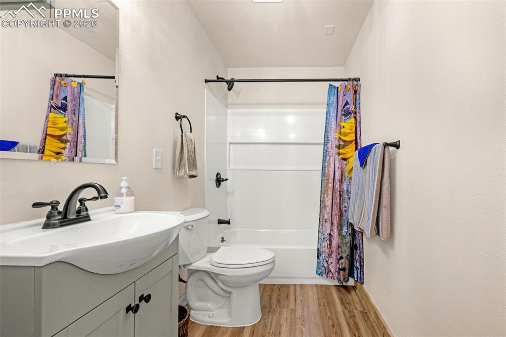 8480 Delaware Road Colorado Springs, CO 80926 - Photo 24 of 49 Basement full bath with vanity