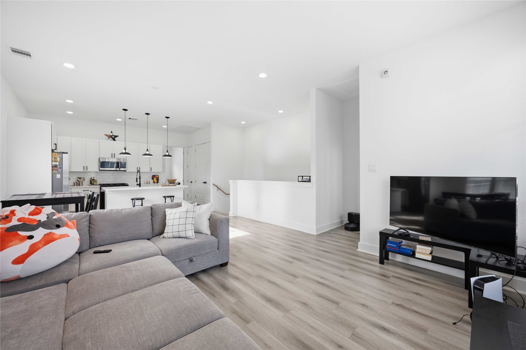 8320 Springwood Cyn Lane Houston, TX 77055 - Photo 17 of 25