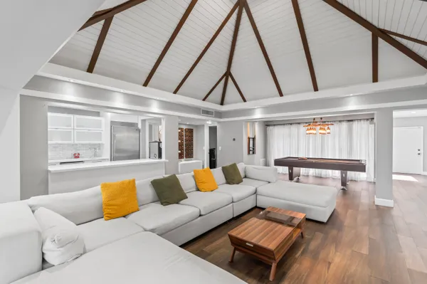 $1,089,000 | 6106 Royal Poinciana Lane, Tamarac, FL 33319