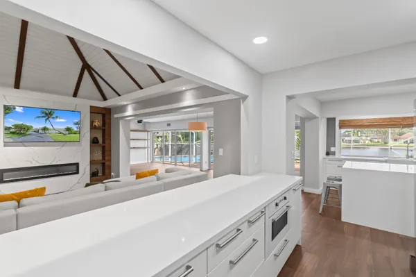 $1,089,000 | 6106 Royal Poinciana Lane, Tamarac, FL 33319