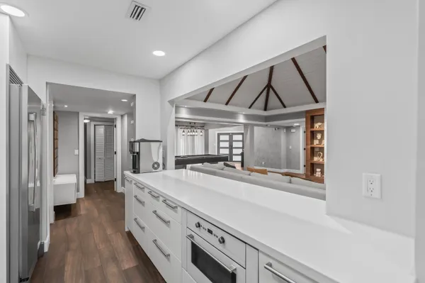 $1,089,000 | 6106 Royal Poinciana Lane, Tamarac, FL 33319