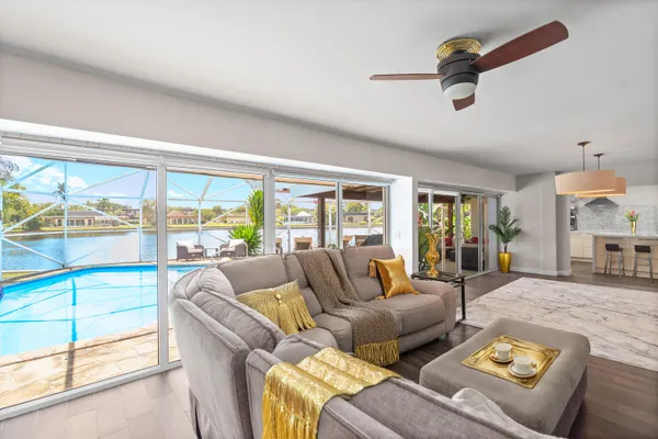 $1,089,000 | 6106 Royal Poinciana Lane, Tamarac, FL 33319